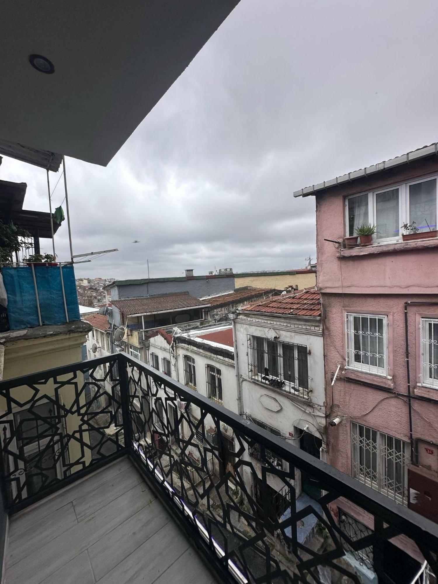 Taksim Larissa Residence Istanbul Exterior photo